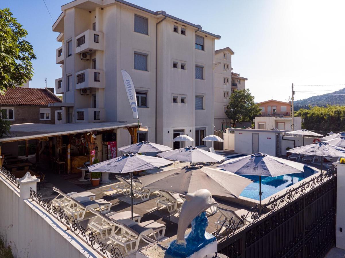 Delfin Apartments Сутоморе Экстерьер фото