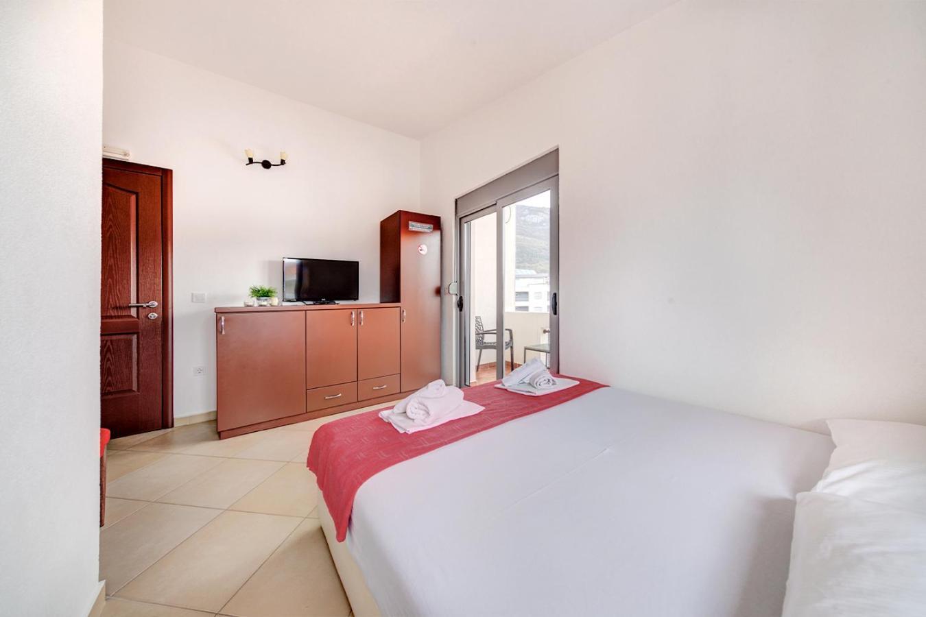 Delfin Apartments Сутоморе Номер фото